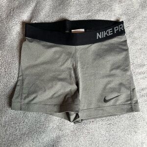 Nike Pro Gray and Black Band